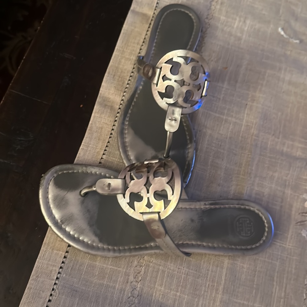 Silver Tory Burch sandals size7